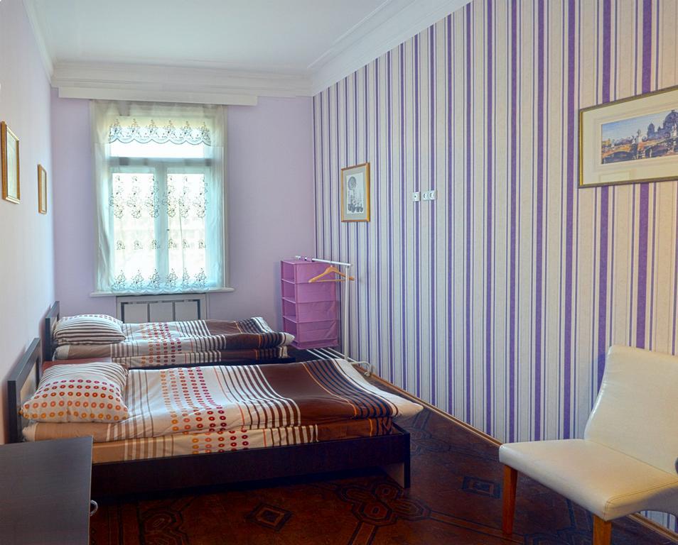 Griboedov Hostel & Suites Tbilisi Ruang foto