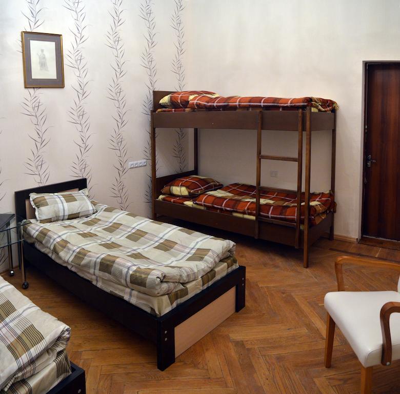 Griboedov Hostel & Suites Tbilisi Ruang foto