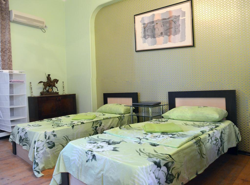 Griboedov Hostel & Suites Tbilisi Ruang foto